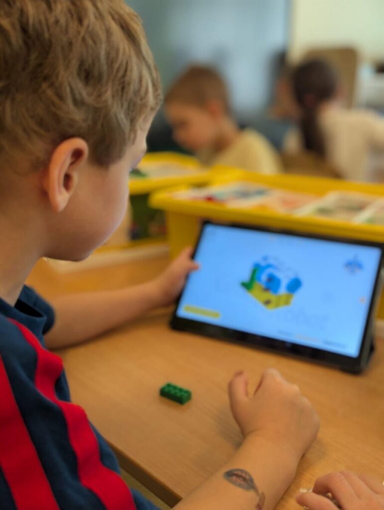 570424540_1364755708977076_5334091549506296983_n