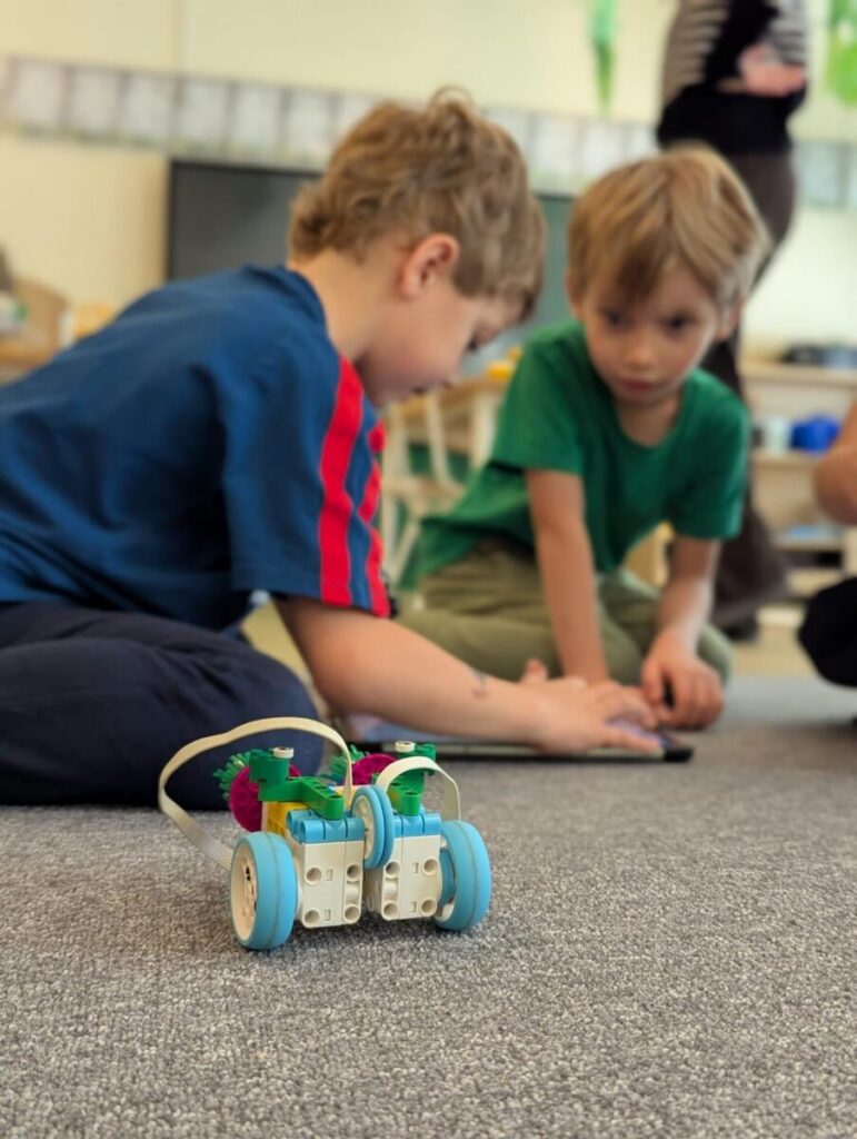 570957065_1364755825643731_664860716583657491_n