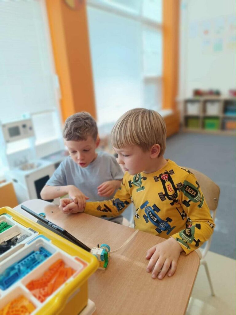 571191779_1364755692310411_320212449160550541_n