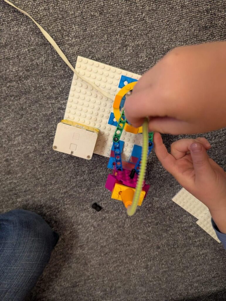 573978710_1372084838244163_4714361599721327670_n