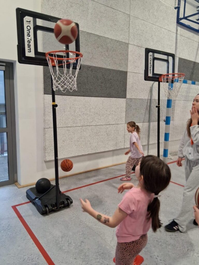 598335588_1406159851503328_472150613562368382_n