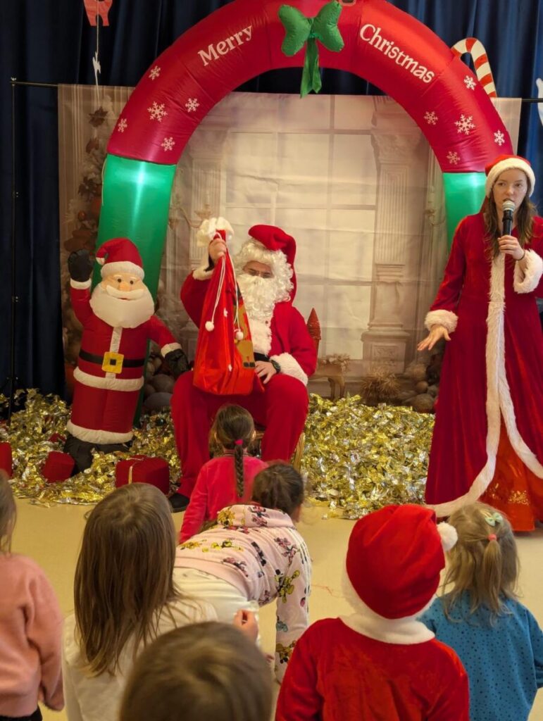 599611877_1408551477930832_4013023134647887384_n